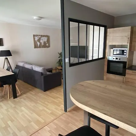 Bienvenue Au Cholet De Reve Appartamento *